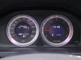 Volvo V60 2,0 D4 120kW Automat Mome 2012