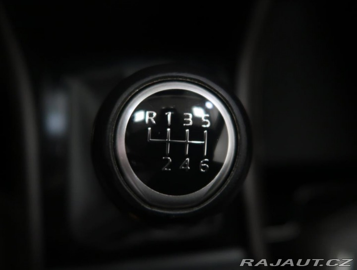 Mazda CX-3 2,0 SKY-G121 Revolution 2019