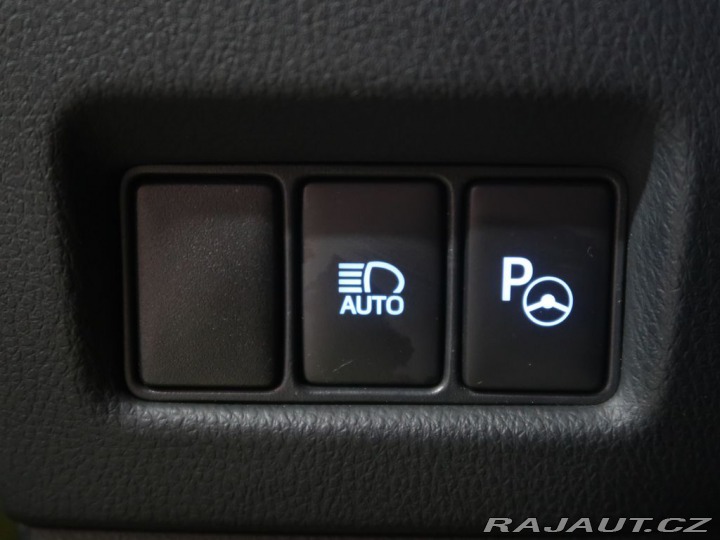 Toyota C-HR 1.8Hybrid,CZ,1Maj,Selecti 2019