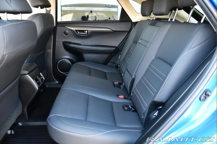 Lexus Ostatní modely NX 300h 2.5 4WD LED 2xPNEU ČR 12t 2020