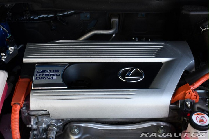 Lexus Ostatní modely NX 300h 2.5 4WD LED 2xPNEU ČR 12t 2020