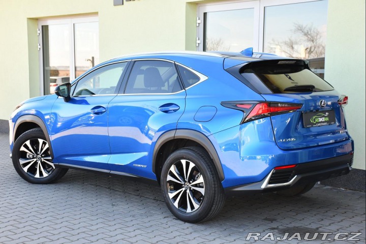 Lexus Ostatní modely NX 300h 2.5 4WD LED 2xPNEU ČR 12t 2020