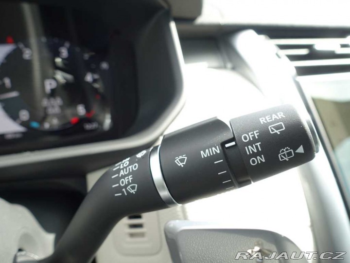 Land Rover Discovery 5 3,0 Dynamic SE D250 7 m 2025