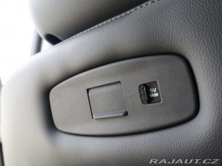 Land Rover Discovery 5 3,0 Dynamic SE D250 7 m 2025
