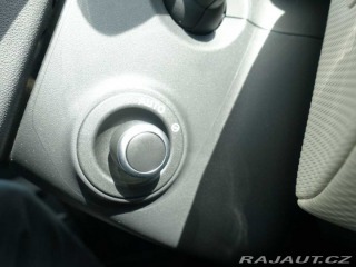 Land Rover Discovery 5 3,0 Dynamic SE D250 7 m 2025