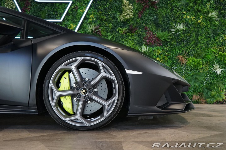 Lamborghini Huracán EVO Spyder AWD Lift Záruk 2023