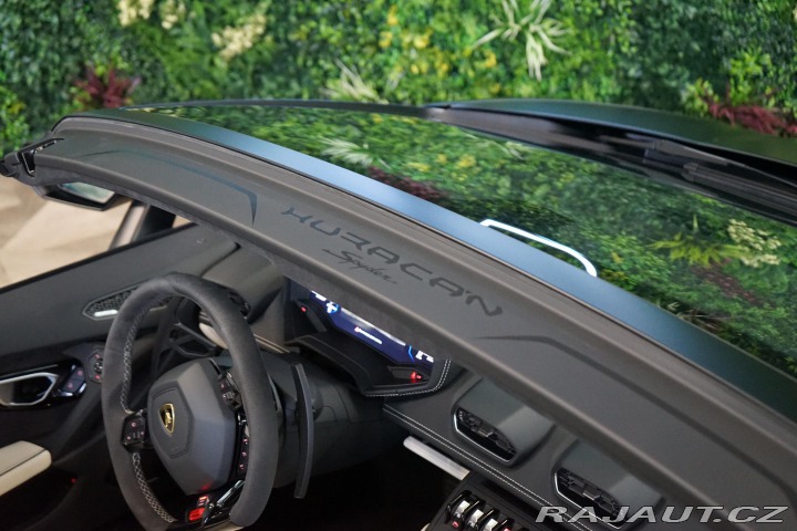 Lamborghini Huracán EVO Spyder AWD Lift Záruk 2023