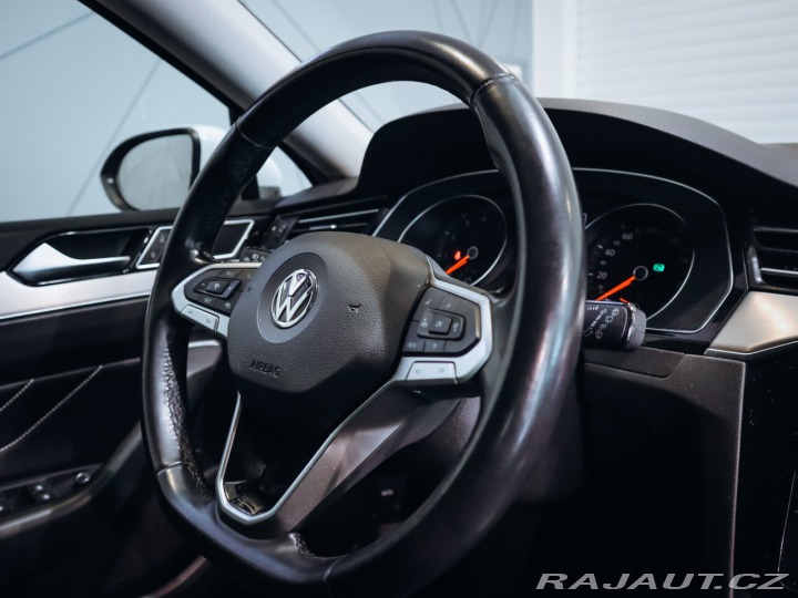 Volkswagen Passat 1.5TSi, Elegance 110 kW 2020