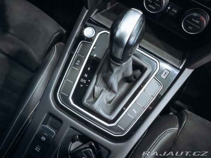 Volkswagen Passat 1.5TSi, Elegance 110 kW 2020