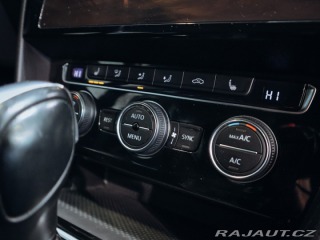 Volkswagen Passat 1.5TSi, Elegance  110 kW 2020