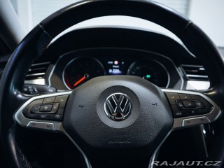 Volkswagen Passat 1.5TSi, Elegance  110 kW 2020