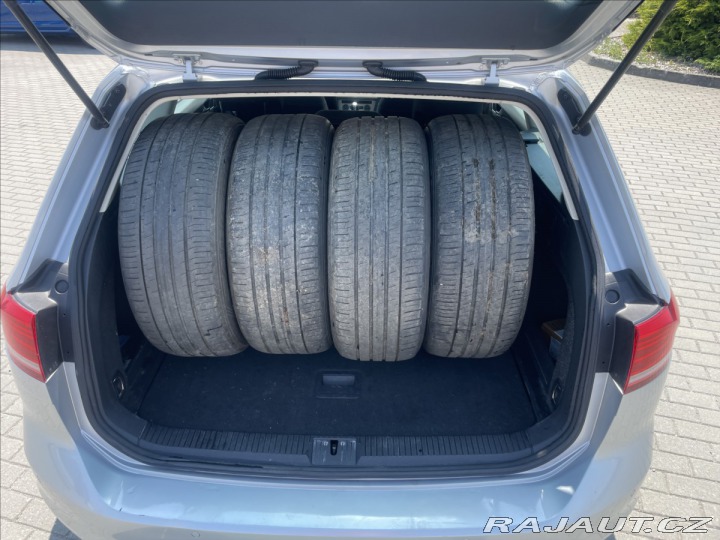 Volkswagen Passat 2,0 TDi 110kw Radar DSG G 2017