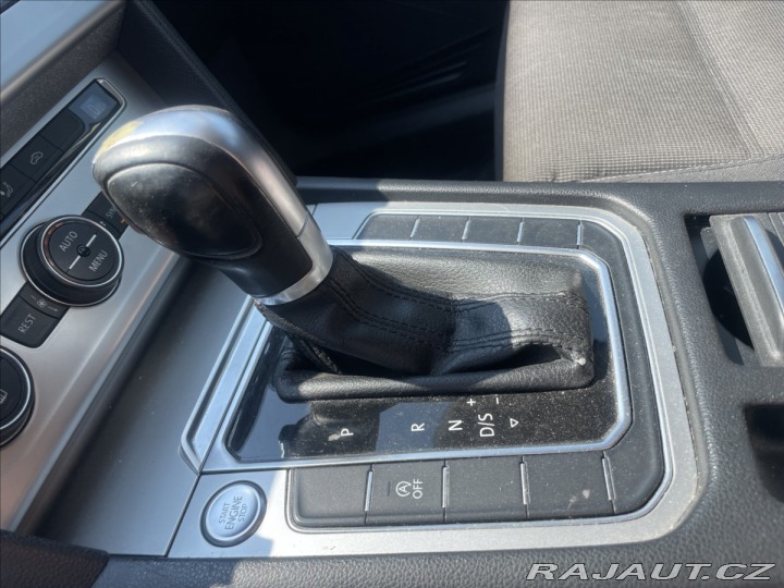 Volkswagen Passat 2,0 TDi 110kw Radar DSG G 2017