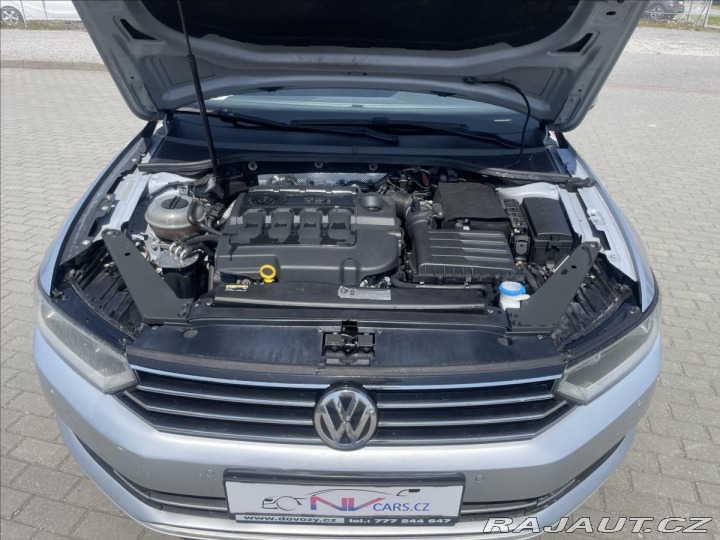 Volkswagen Passat 2,0 TDi 110kw Radar DSG G 2017