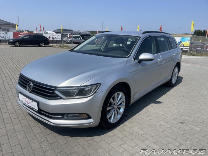 Volkswagen Passat 2,0 TDi 110kw Radar DSG G 2017