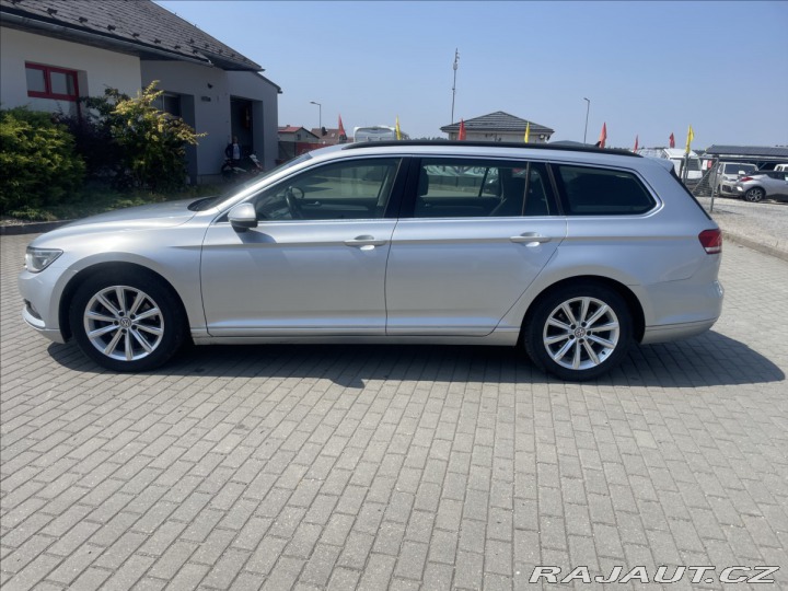 Volkswagen Passat 2,0 TDi 110kw Radar DSG G 2017