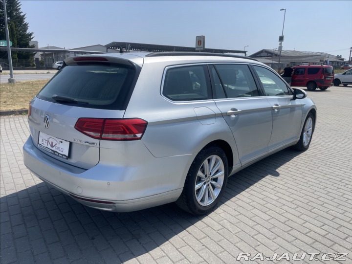 Volkswagen Passat 2,0 TDi 110kw Radar DSG G 2017