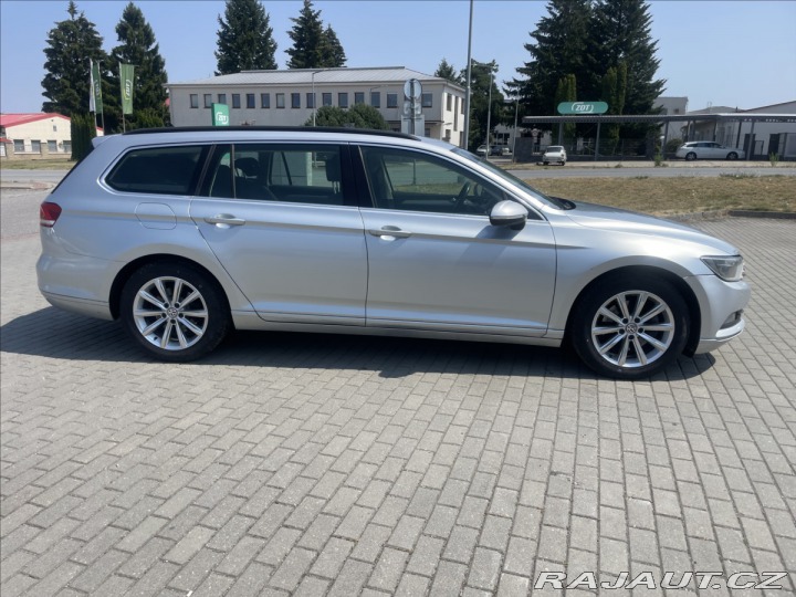 Volkswagen Passat 2,0 TDi 110kw Radar DSG G 2017