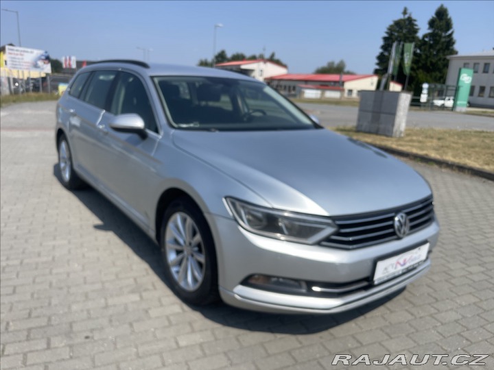 Volkswagen Passat 2,0 TDi 110kw Radar DSG G 2017