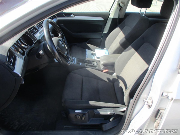 Volkswagen Passat 2,0 TDi 110kw Highline DS 2017