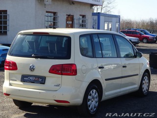 Volkswagen Touran 2.0TDI DSG 7 MÍST KŮŽE SE 2015