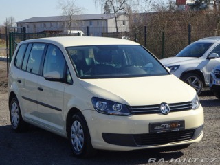 Volkswagen Touran 2.0TDI DSG 7 MÍST KŮŽE SE 2015