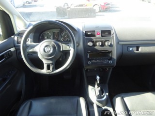 Volkswagen Touran 2.0TDI DSG 7 MÍST KŮŽE SE 2015