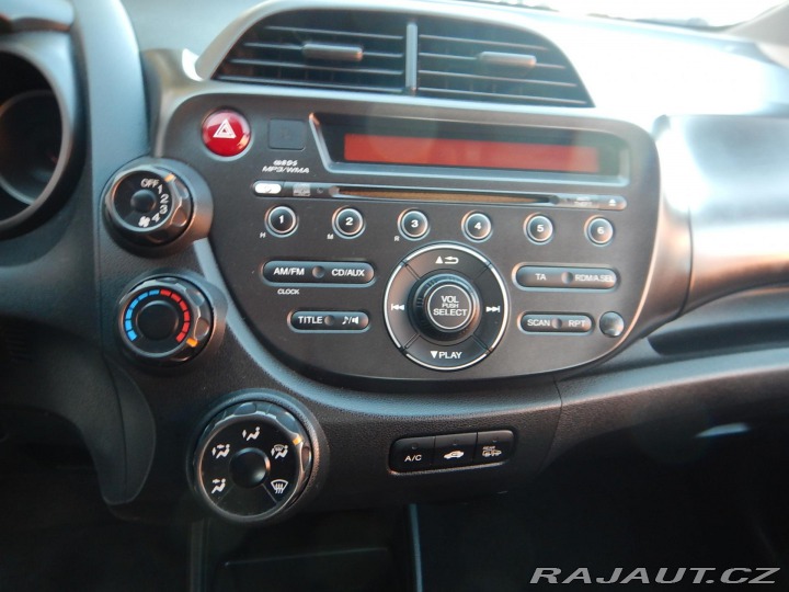 Honda Jazz 1.2 i-VTEC, ČR, KLIMA 2011