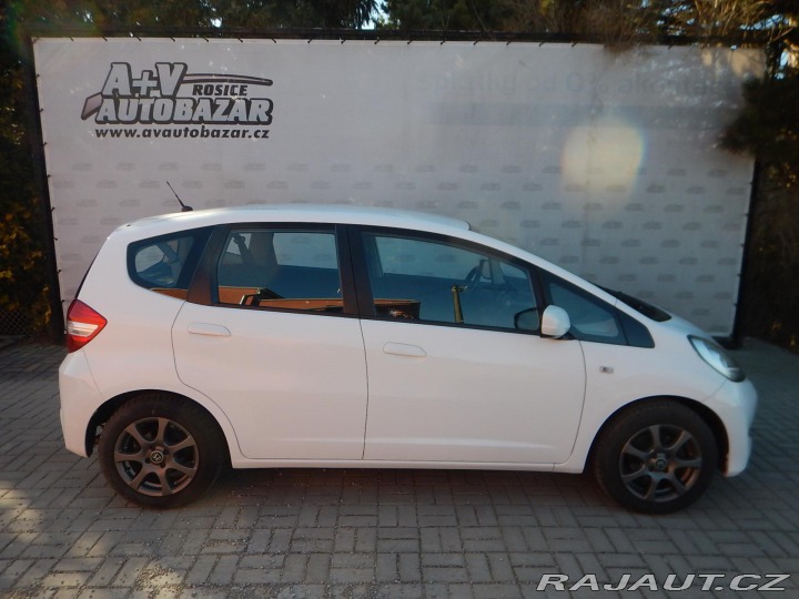 Honda Jazz 1.2 i-VTEC, ČR, KLIMA 2011