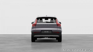 Volvo XC40 B3 2.0L 163 HP AT7 FWD CO 2025