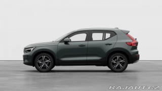 Volvo XC40 B3 2.0L 163 HP AT7 FWD CO 2025