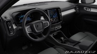 Volvo XC40 B3 2.0L 163 HP AT7 FWD CO 2025