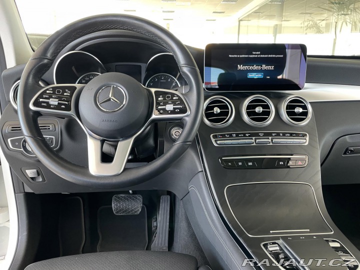 Mercedes-Benz GLC 300e 4Matic*Webasto*Panor 2021