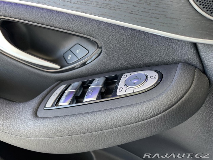 Mercedes-Benz GLC 300e 4Matic*Webasto*Panor 2021