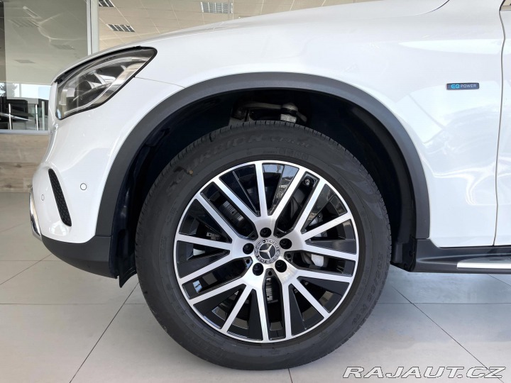 Mercedes-Benz GLC 300e 4Matic*Webasto*Panor 2021