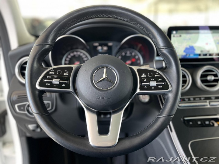 Mercedes-Benz GLC 300e 4Matic*Webasto*Panor 2021