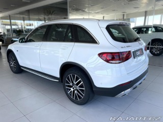 Mercedes-Benz GLC 300e 4Matic*Webasto*Panor 2021
