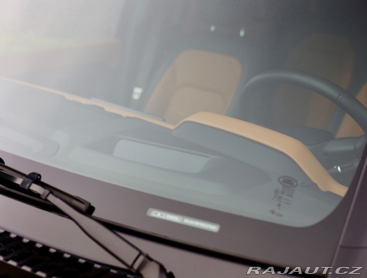 Land Rover Defender P400e X*110*Ťažné*Adaptí 2024