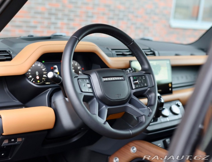 Land Rover Defender P400e X*110*Ťažné*Adaptí 2024