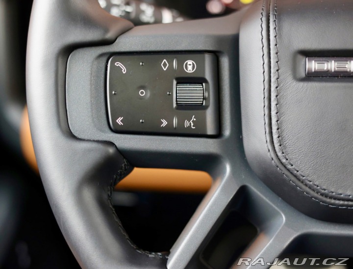 Land Rover Defender P400e X*110*Ťažné*Adaptí 2024