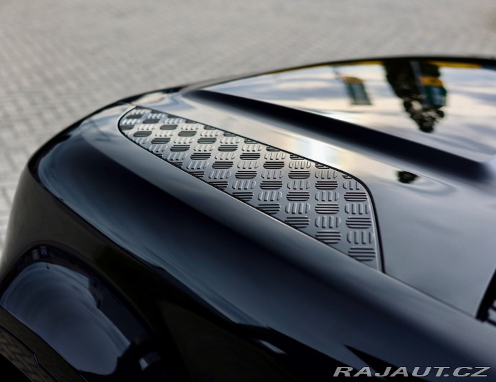 Land Rover Defender P400e X*110*Ťažné*Adaptí 2024