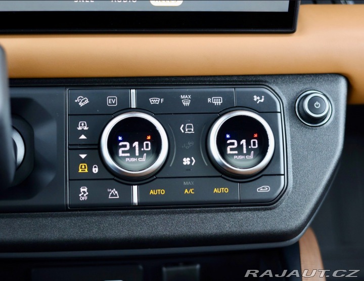 Land Rover Defender P400e X*110*Ťažné*Adaptí 2024
