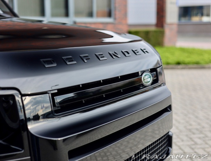 Land Rover Defender P400e X*110*Ťažné*Adaptí 2024