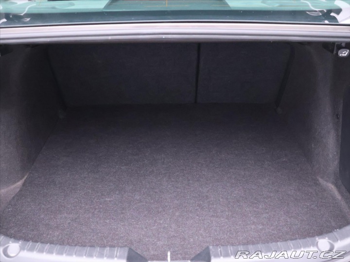 Mazda 3 2,0 Skyactiv-G120 Revolut 2015