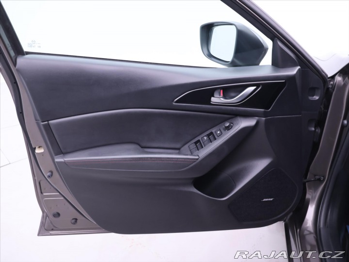 Mazda 3 2,0 Skyactiv-G120 Revolut 2015