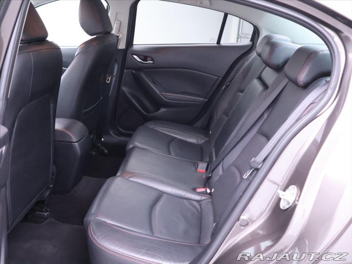 Mazda 3 2,0 Skyactiv-G120 Revolut 2015