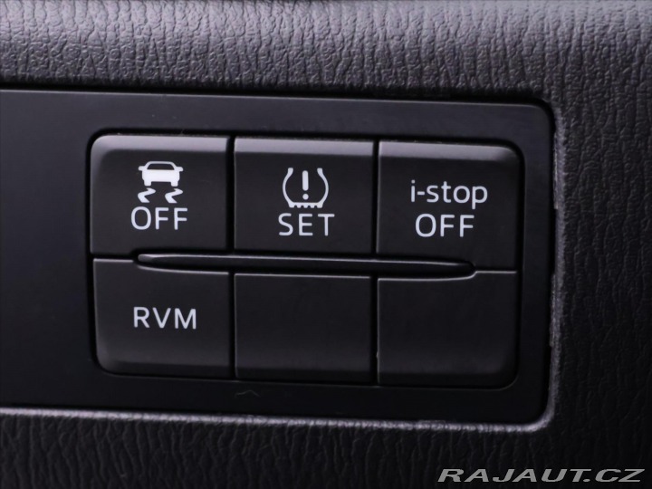 Mazda 3 2,0 Skyactiv-G120 Revolut 2015