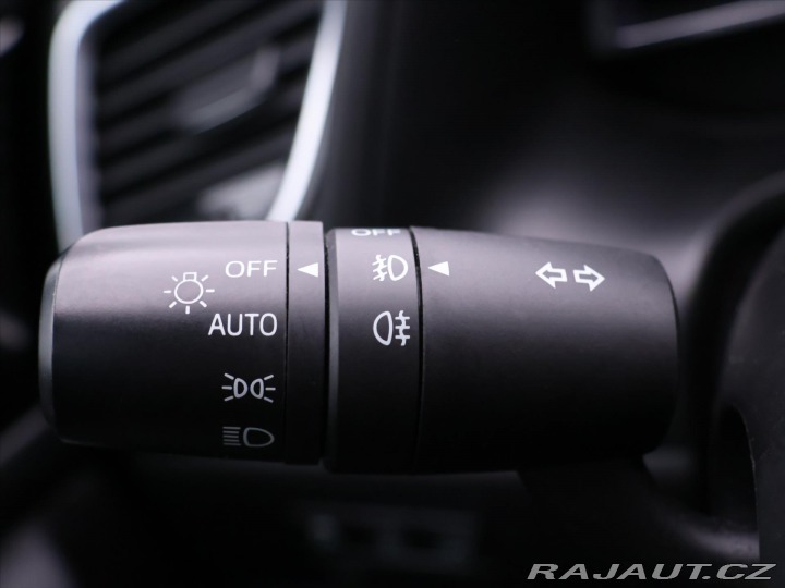 Mazda 3 2,0 Skyactiv-G120 Revolut 2015