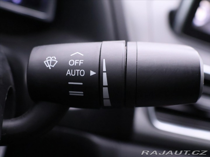 Mazda 3 2,0 Skyactiv-G120 Revolut 2015