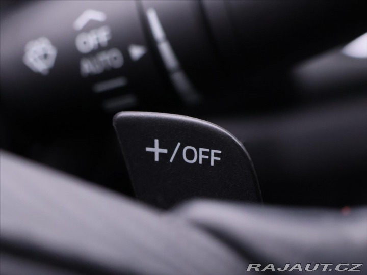 Mazda 3 2,0 Skyactiv-G120 Revolut 2015
